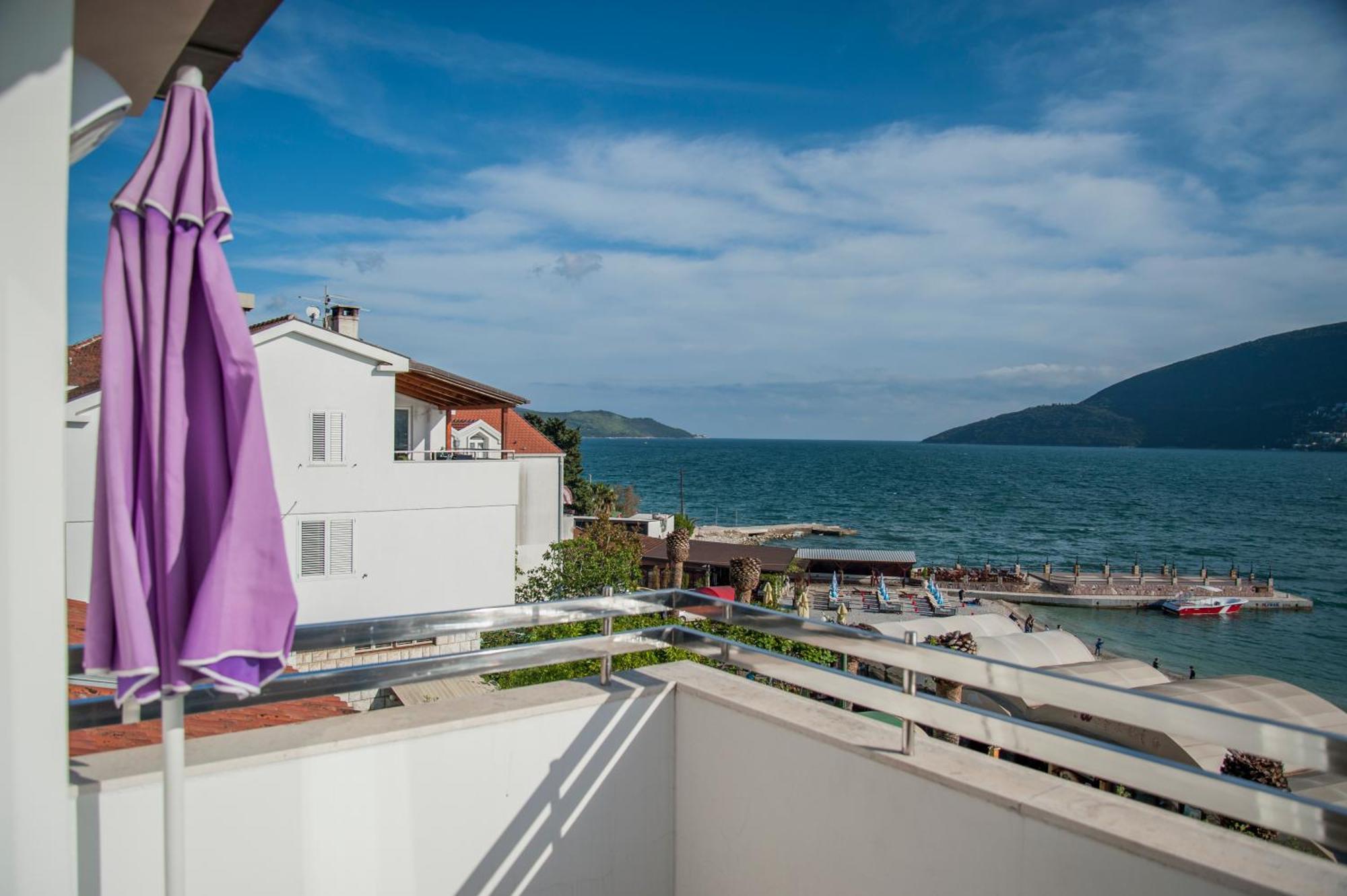 Apartments Mako Herceg Novi Buitenkant foto