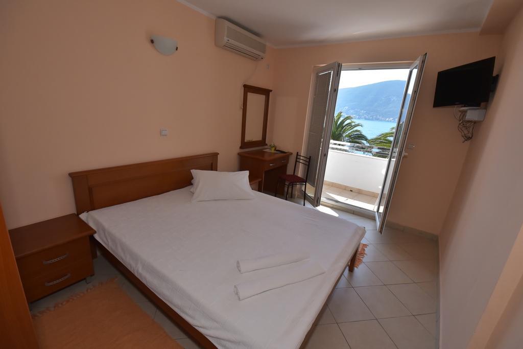Apartments Mako Herceg Novi Buitenkant foto