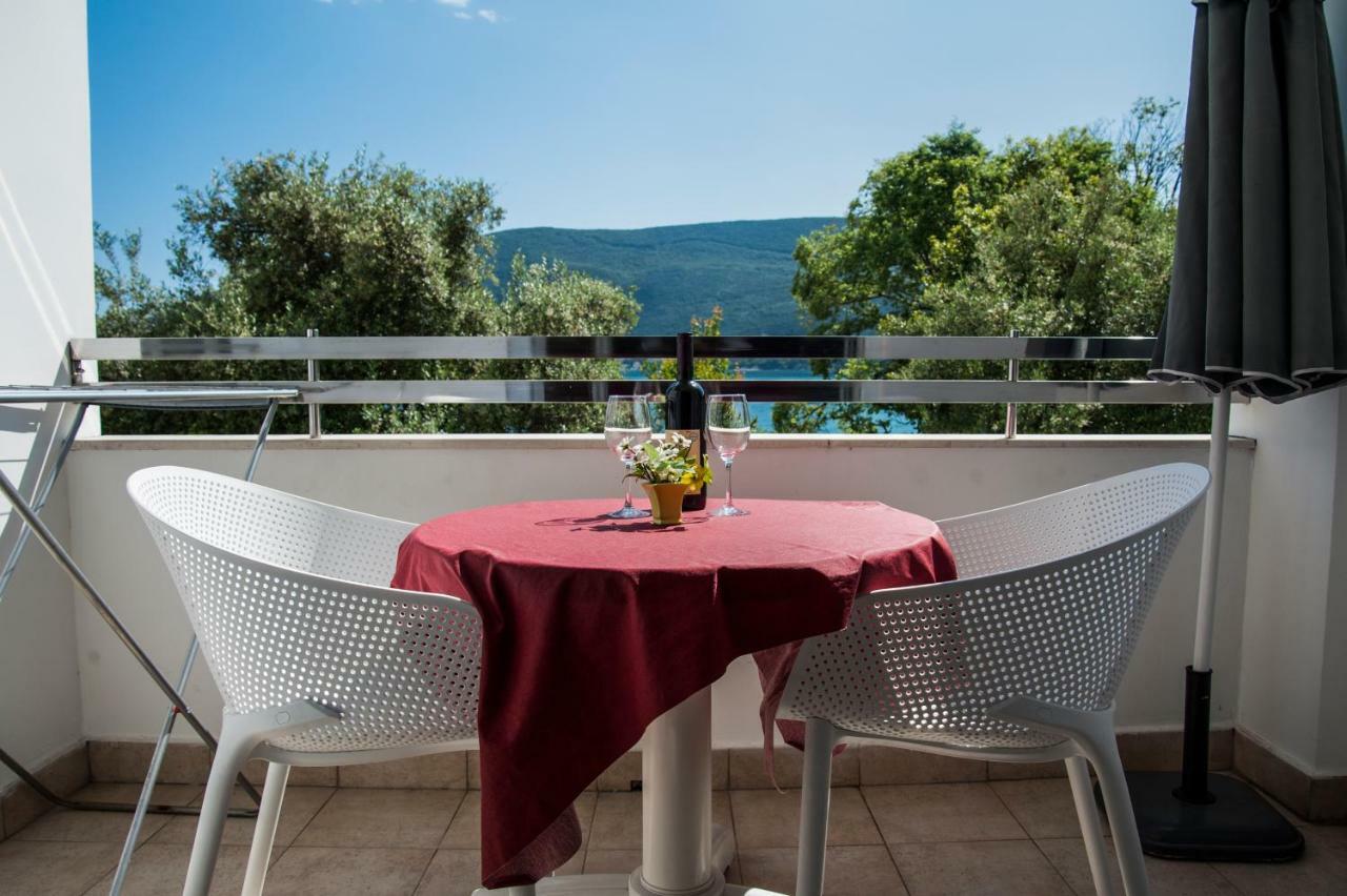 Apartments Mako Herceg Novi Buitenkant foto